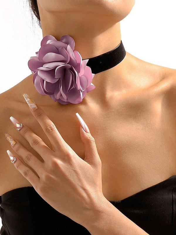 Rose Flocked Necklace-1